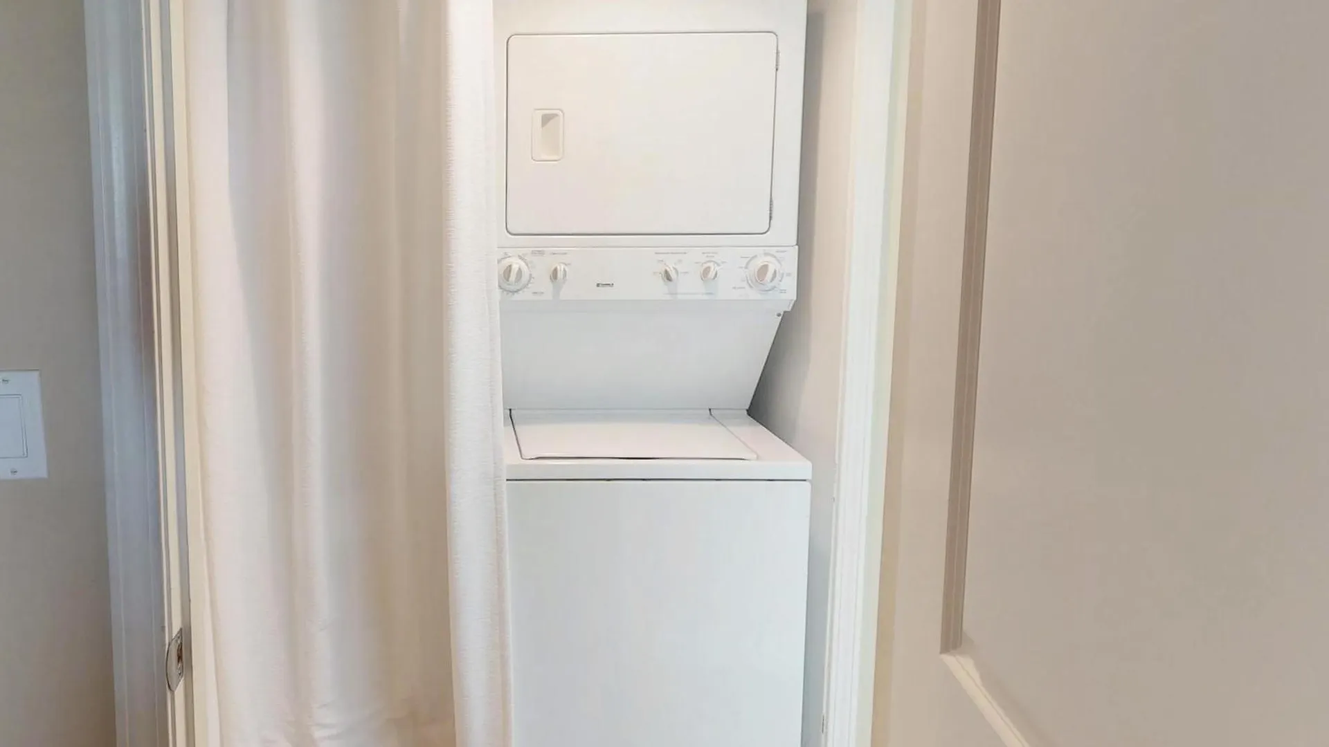 4061 Beachside One Destin Holiday home